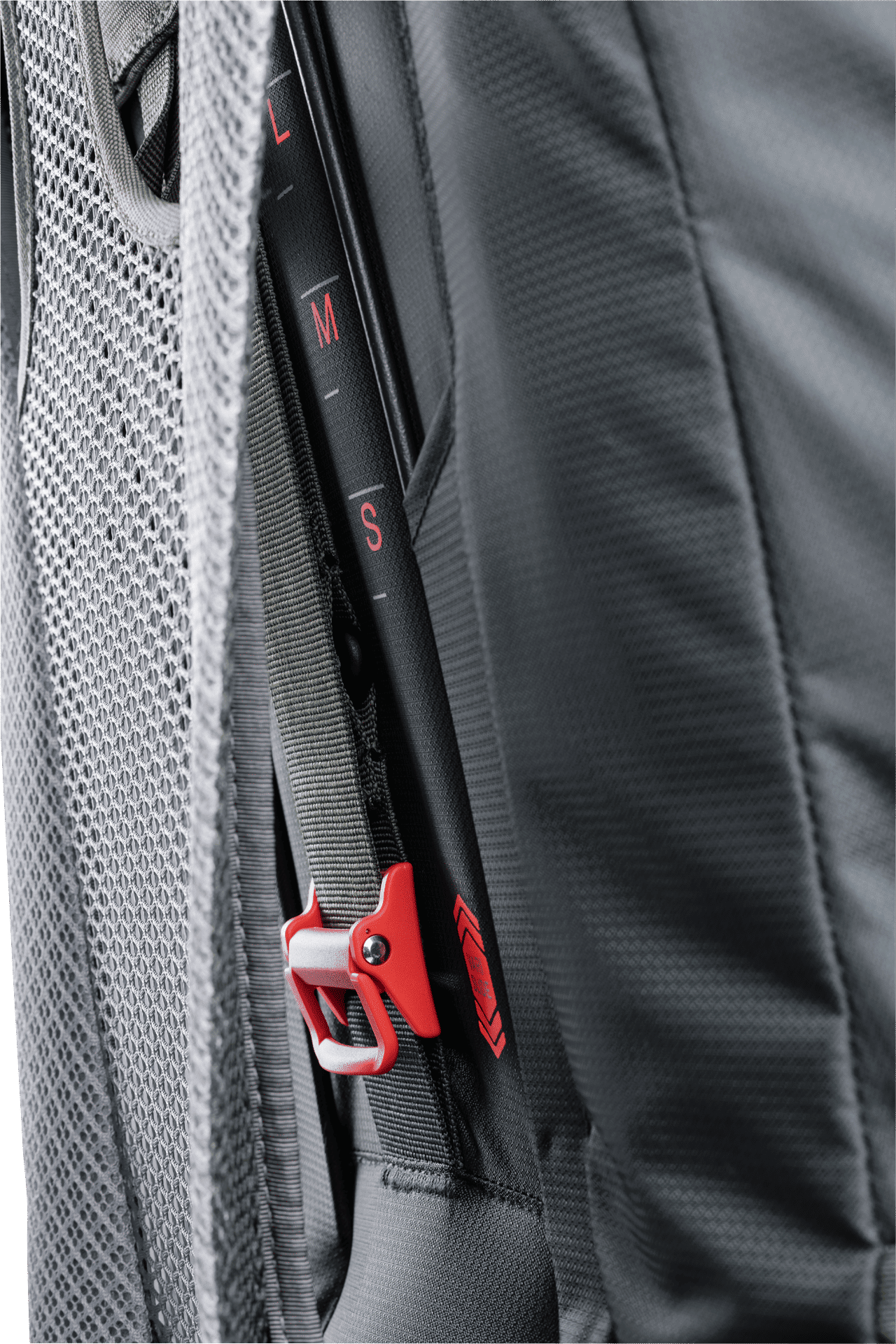 Deuter Unisex Black Futura Air Trek 50 + 10