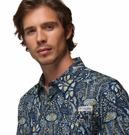 Columbia Men Navy Blue Wild Cast Camp Short Sleeve Shirt